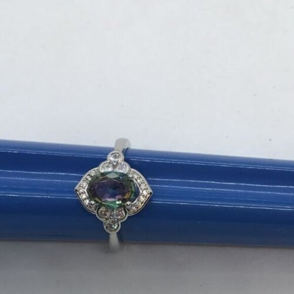 Sterling Silver Mystic Rainbow Ring Size 9 Stamped 925 Oval Center Clear Stones - Picture 7 of 14